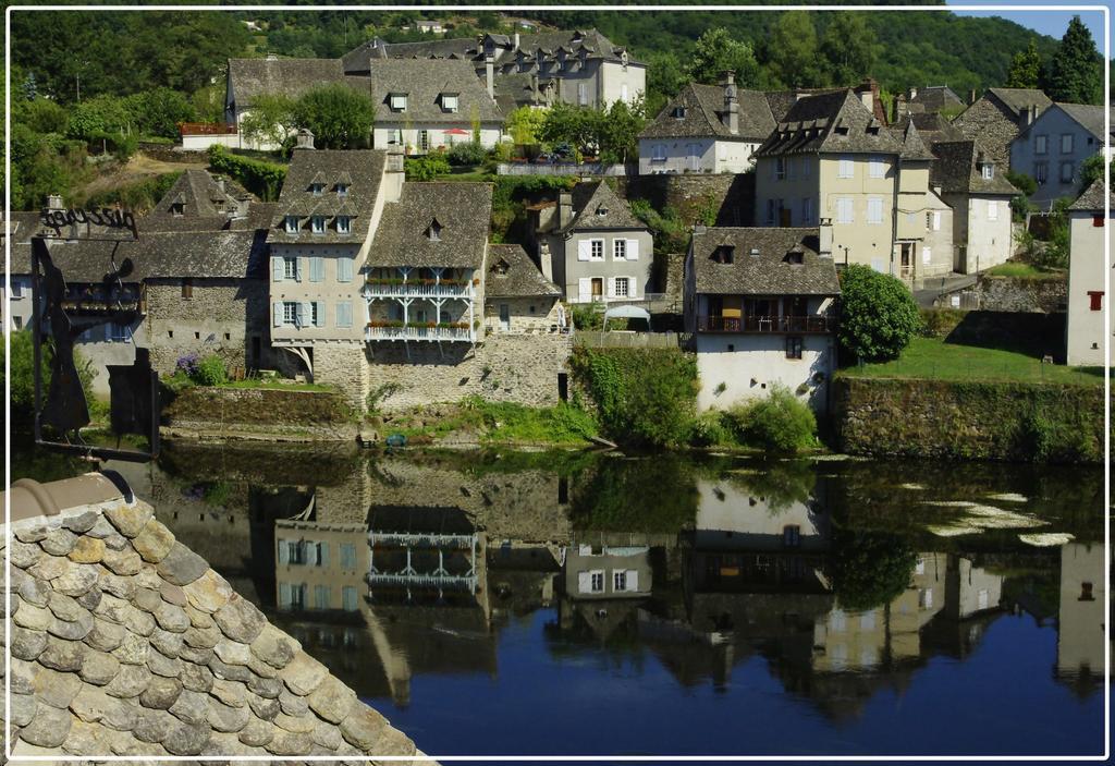 Gite De La Genevriere Saint-Chamant Екстер'єр фото