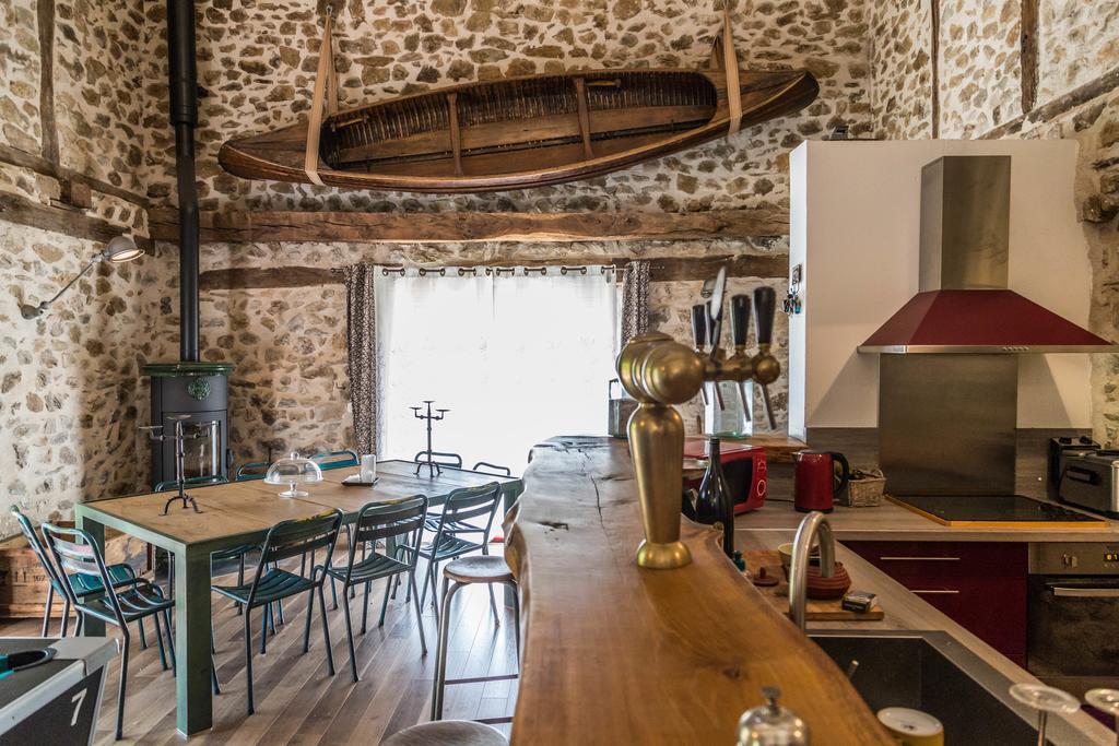 Gite De La Genevriere Saint-Chamant Екстер'єр фото